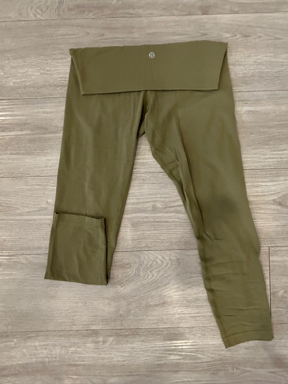 Lululemon olive green align leggings